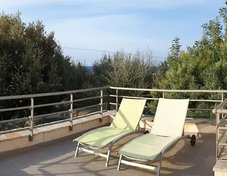 Le Bois De Capra Scorsa 빌라